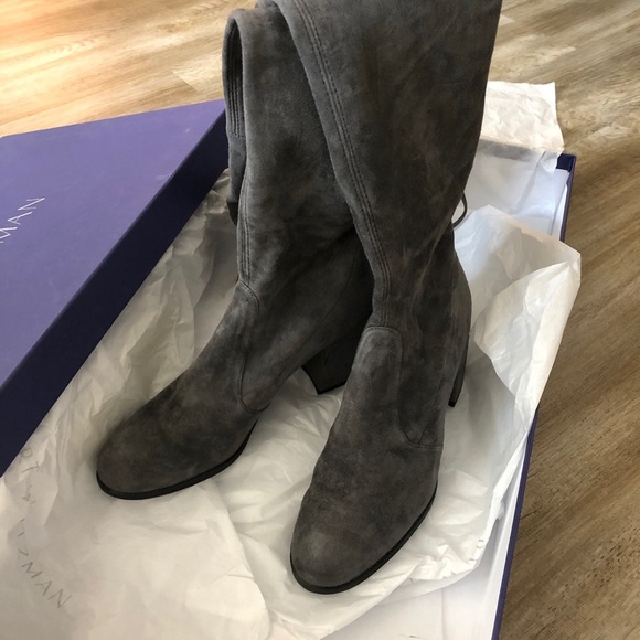 Stuart Weitzman The Tieland Boot (Over-the-knee) - Picture 2 of 7